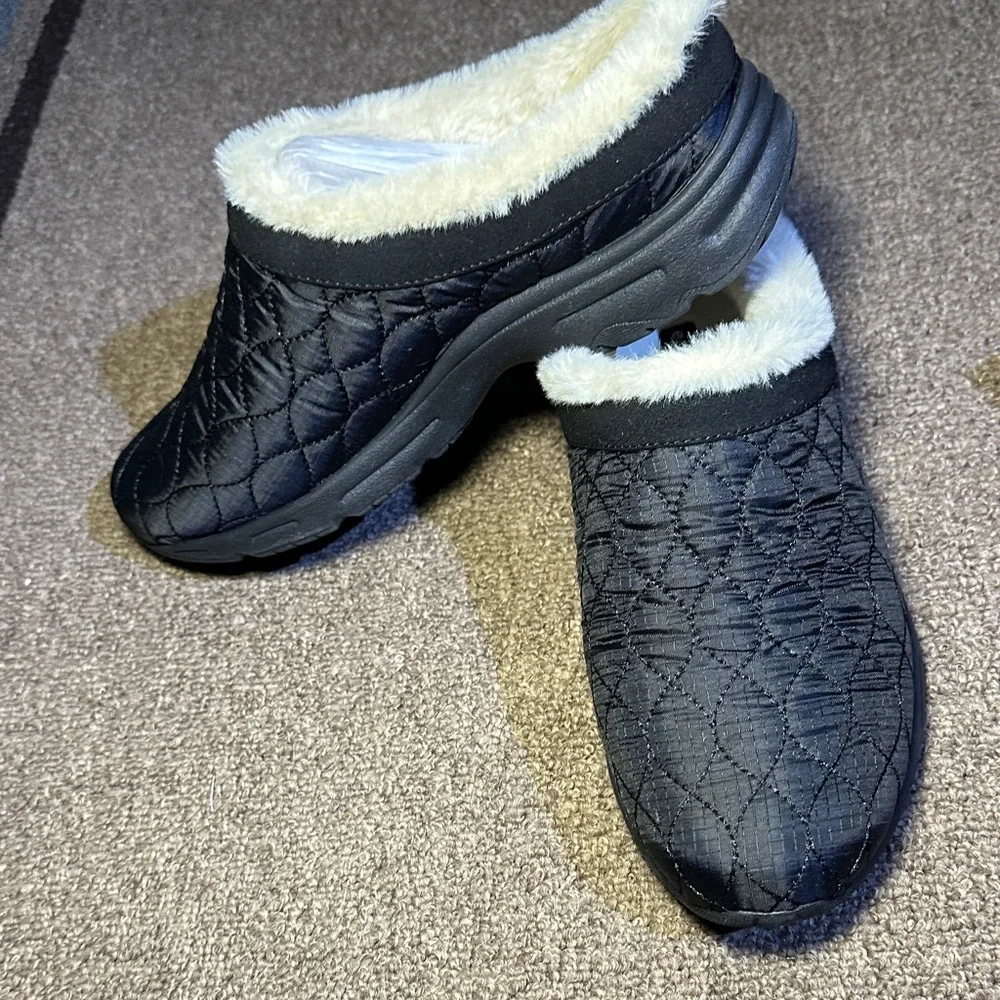 Easy Spirit Black Quilted Slip-On Mule with Cream Lining - Picture 6 of 6